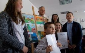 Gala konkursu plastycznego KRUS w Starostwie Powiatowym w Oświęcimiu