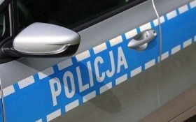 Palili gazety na klatce schodowej. Dzięki szybkiej interwencji mieszkańca nie doszło do pożaru