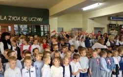 ZSP Bulowice- szkoła do hymnu 2019