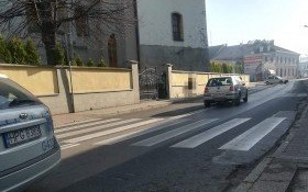 Potrącenie pieszych na przejściu