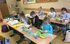Projekt edukacyjny „Zdrowe odżywianie” w szkole na Podlesiu