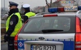 Policjanci apelują o zmniejszenie prędkości i rozsądek za kierownicą