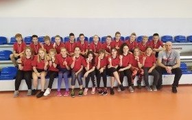 Awans dwójki do powiatu w mini piłce koszykowej