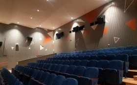 Zapraszamy na seanse do nowoczesnej sali widowiskowej