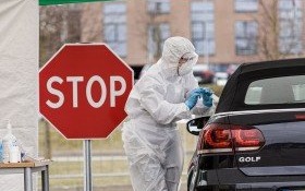 W Kętach stanie punkt wymazowy. Badanie odbędzie się bez wysiadania z auta