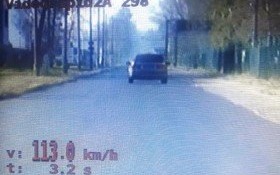 Pędził z prędkością 113 km/h i miał dożywotni zakaz kierowania