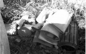 Policjanci poszukują sprawcy chuligańskiego czynu w Kętach