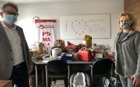 Wspaniałą akcję przeprowadzili pracownicy Grupy Alumetal. Zorganizowali zbiórkę fantów na aukcję charytatywną, by pomóc chorym dzieciom.