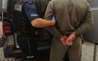 Kęty. Policjanci wśród kierowców wypatrzyli poszukiwanego