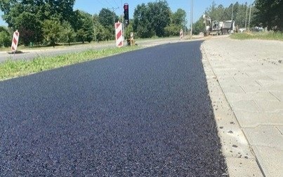 Na obwodnicy leje się asfalt. Prace wchodzą w końcowy etap!