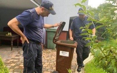 Straż Miejska ruszyła z kontrolami. Na celowniku pojemniki do segregacji odpadów