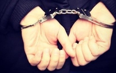 Drogowy przestępca z dożywotnim zakazem wpadł przez awarię oświetlenia w samochodzie