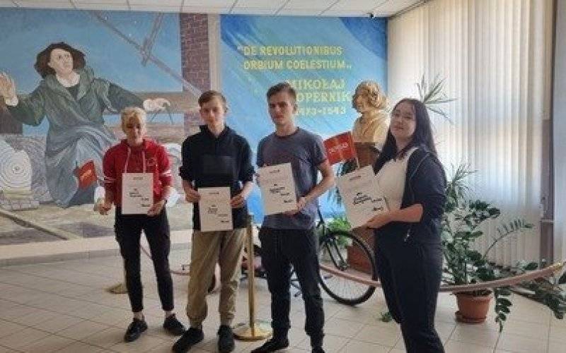 Podsumowanie akcji DKMS szkolnego Klubu HDK z kęckiego Kopernika