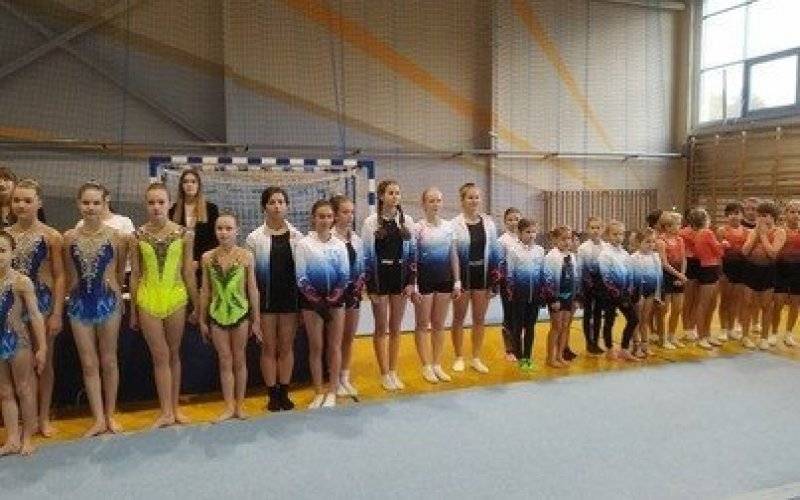 Sukcesy zawodników klubu akrobatyki z Kęt w Ogólnopolskich Mistrzostwach Akrobatki
