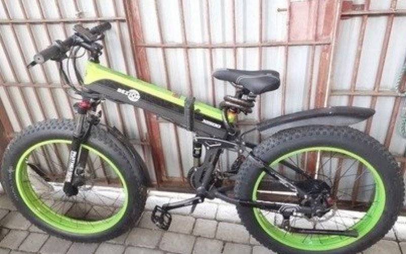 Policjanci poszukują właściciela lub właścicielki roweru elektrycznego