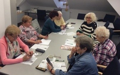 Senior w cyfrowym świecie - biblioteka wychodzi naprzeci oczekiwaniom mieszkańców