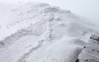 Właścicielu, pamiętaj o odśnieżaniu chodnika!