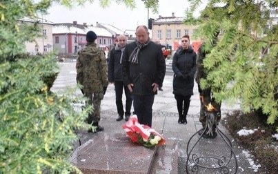 Oddano hołd ofiarom zbrodni hitlerowskich