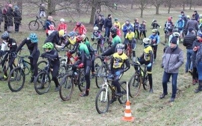 XXI Przełajowy Wyścig Kolarski o Puchar Burmistrza Gminy Kęty oraz II Memoriał Piotra Karkoszki