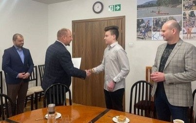 W dowód uznania za wzorową i godną naśladowania postawę