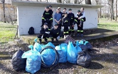 Młodzi druhowie z Łęk apelują: DBAJMY O ŚRODOWISKO, TO NASZE WSPÓLNE DOBRO!!!