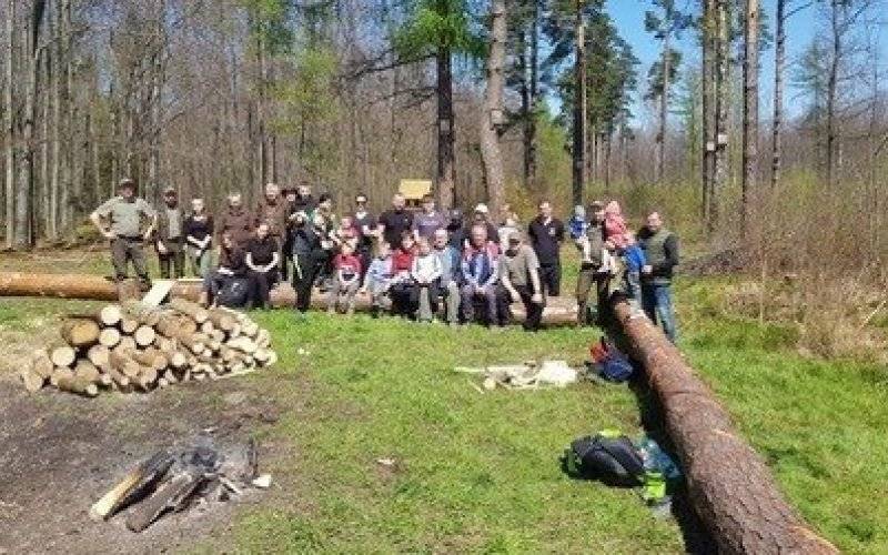 Zrób coś dla swojej planety - sprzątanie lasu w Bulowicach