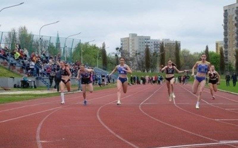 Zawodnicy "Tempa" z sukcesami rozpoczęli letni sezon lekkoatletyczny