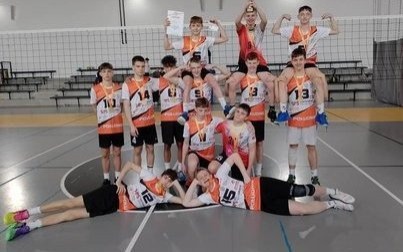 Awans drużyny chłopców z „Dwójki” do Mistrzostw Polski w Piłce Siatkowej