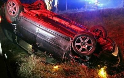 Łęki. Zderzenie dwóch samochodów osobowych