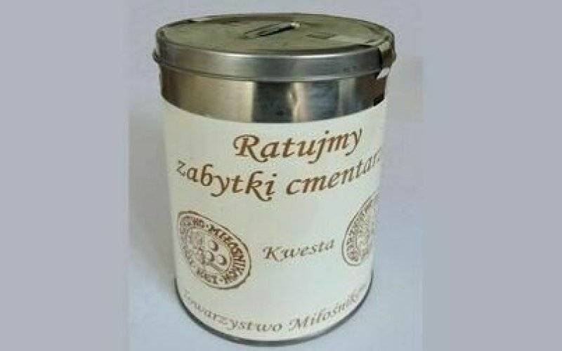 Kwesta cmentarna Towarzystwa Miłośników Kęt na rzecz ratowania zabytków kęckiej nekropolii
