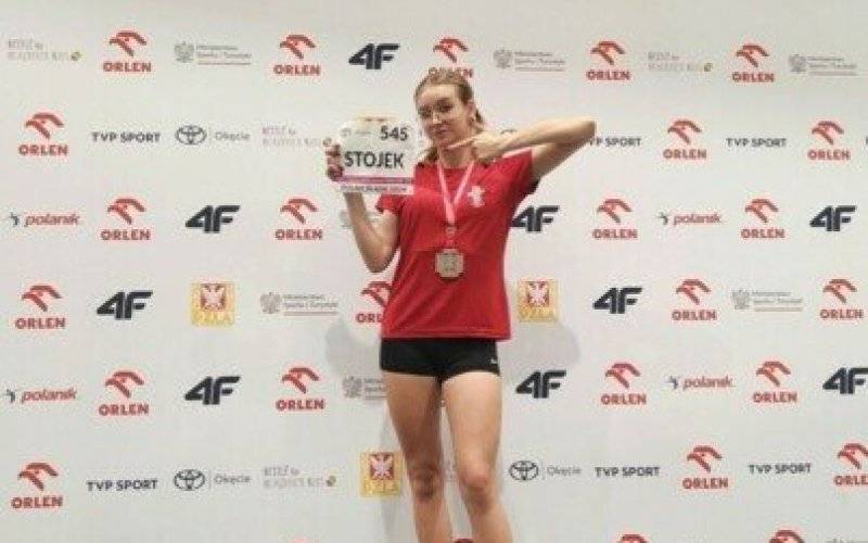 EMILKA STOJEK BRĄZOWĄ MEDALISTKĄ HALOWYCH MISTRZOSTW POLSKI U-18 WE WROCŁAWIU!