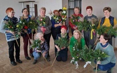 Aktywny tydzień w Klub Seniora „ZŁOTY WIEK”  w Łękach