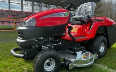LKS Zgoda Malec ma już nowy sprzęt. Murawa będzie gładka jak lustro