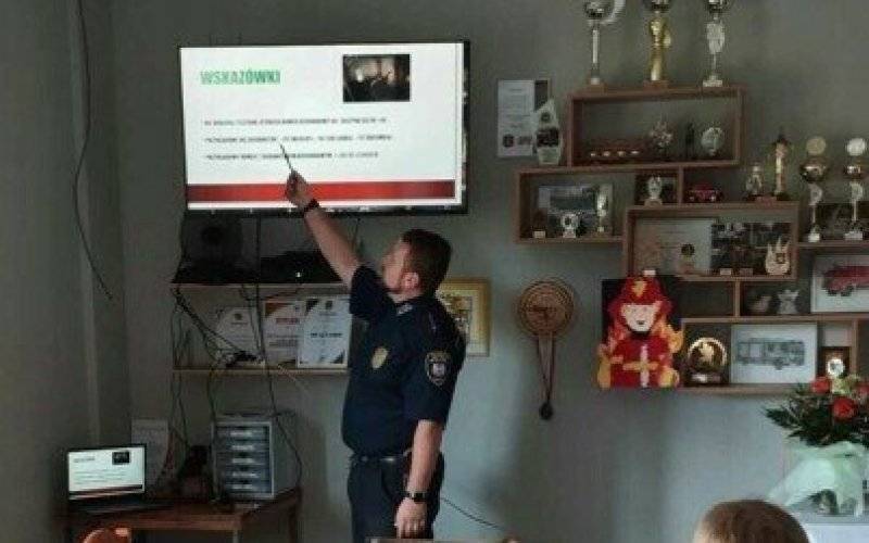 Niezwykle ważne prelekcje strażników miejskich