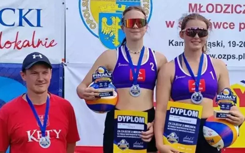 Dominika Pękala z UMKS-u Kęczanin zdobyła srebrny medal na Mistrzostwach Polski Młodziczek w piłce siatkowej!