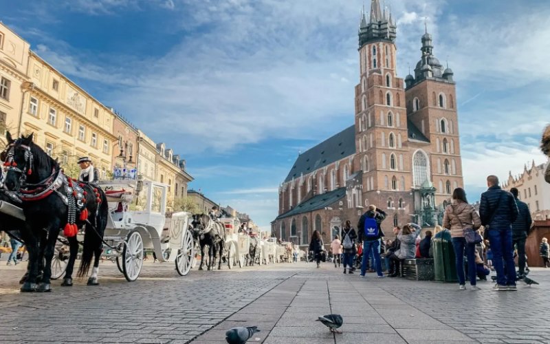 Gdzie zlokalizować biuro w Krakowie? Najlepsze dzielnice!