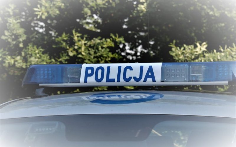 Policjanci zatrzymali poszukiwanego sprawcę znęcania