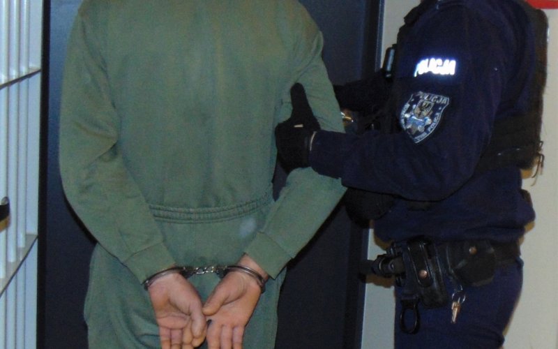 Powiat oświęcimski. Policjanci zatrzymali trzy osoby poszukiwane