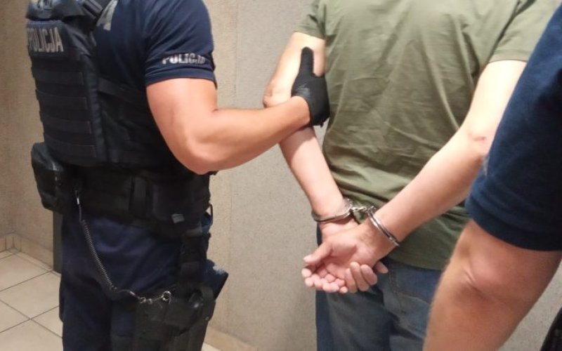 Policjanci przedstawili ponad 200 zarzutów dealerowi narkotykowemu