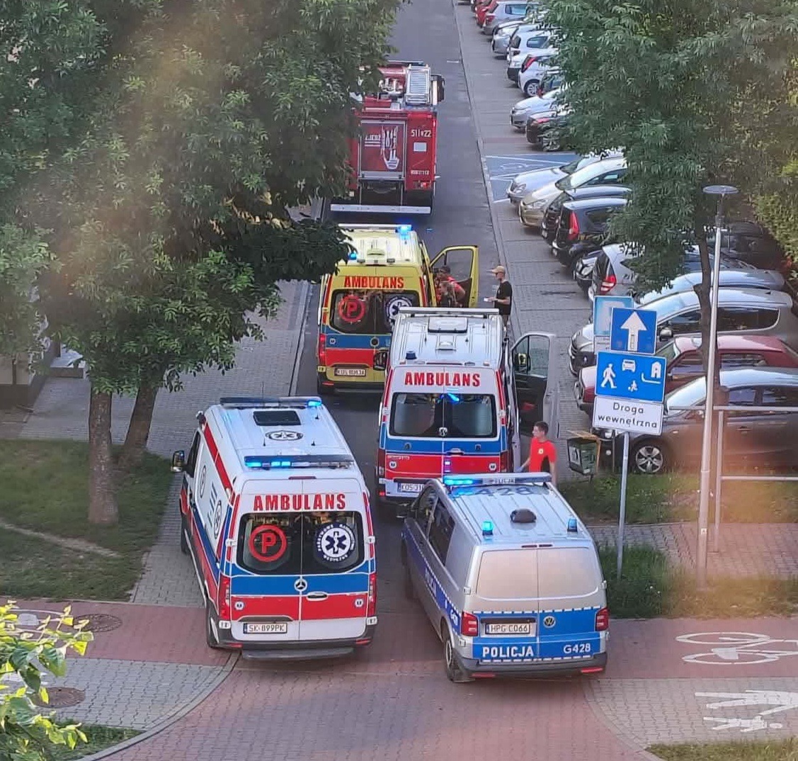 Pracowity dzień dla służb ratunkowych w powiecie oświęcimskim. Kilka osób poszkodowanych