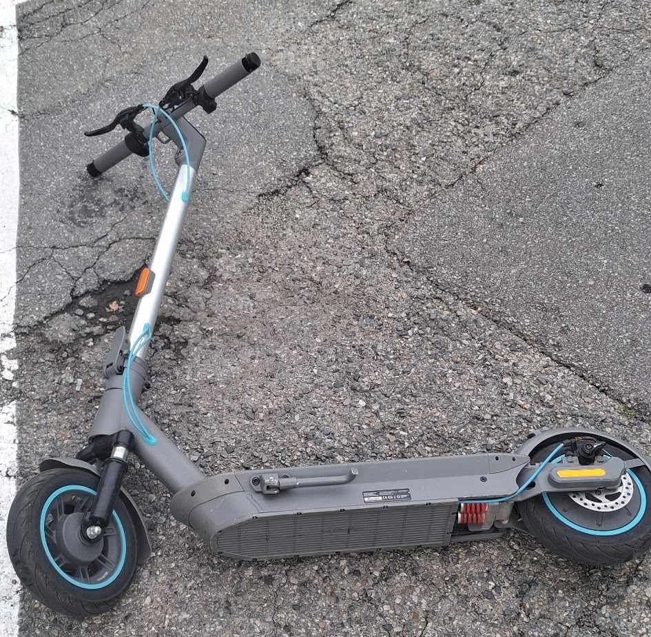 Brzeszcze. Wypadek drogowy z udziałem nietrzeźwego kierującego hulajnogą elektryczną