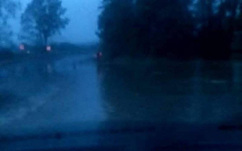 Utrudnienia na trasie Zator-Babice DW781. FILM !