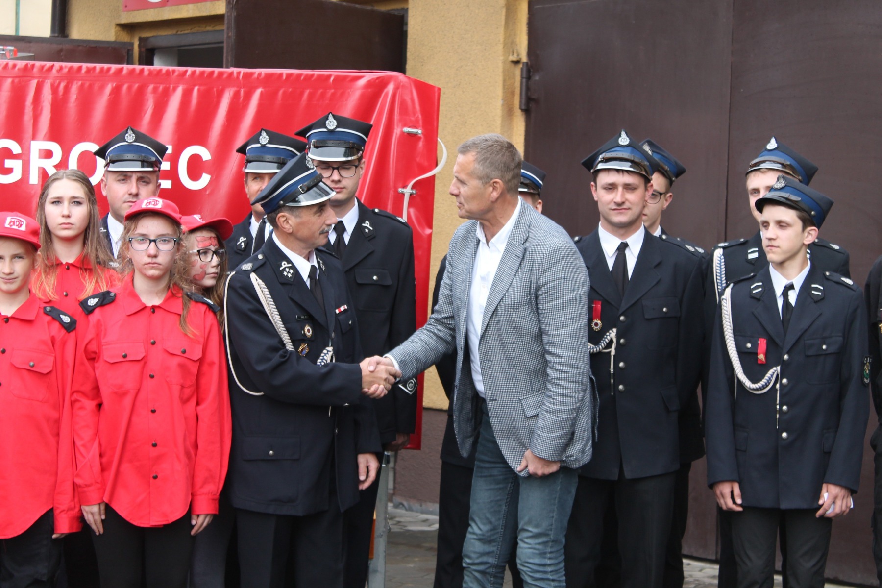 Strażacy z Grojca wzbogacili się o nową przyczepę na sprzęt ratowniczy. ZDJĘCIA !