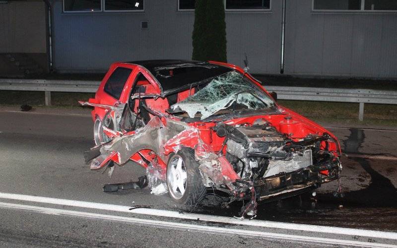 Karambol na DK44 w Oświęcimiu – ciężko ranny kierowca zabrany przez śmigłowiec LPR. ZDJĘCIA !