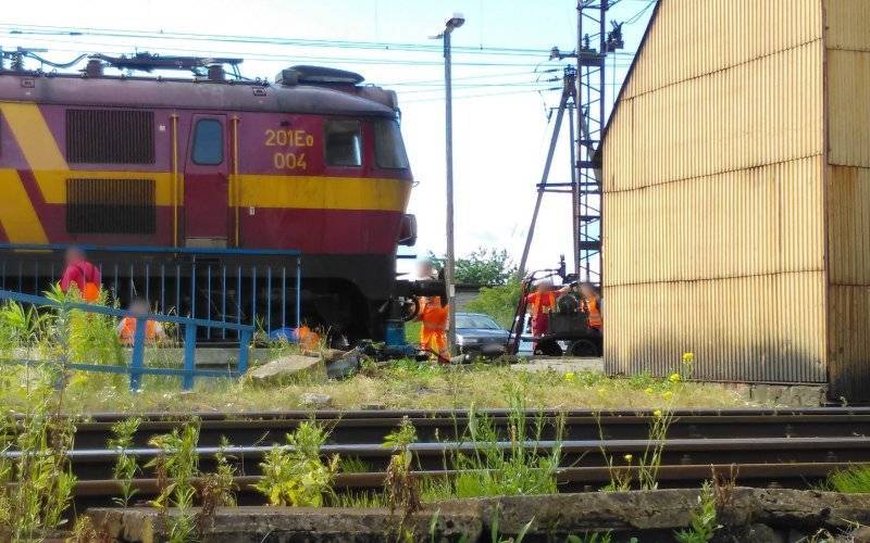 Nowe Informacje: Wykolejenie się pociągu. Utrudnienia mogą potrwać jeszcze kilka godzin. ZDJĘCIA !