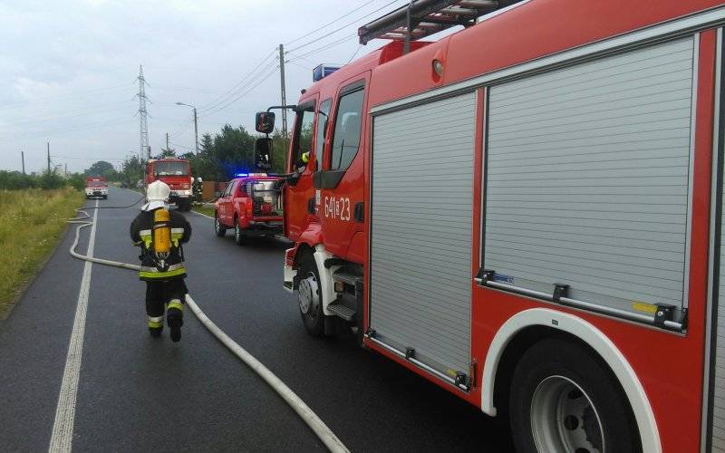 Pożar budynku gospodarczego w Bieruniu, na miejscu interweniował zastęp z JRG Oświęcim. ZDJĘCIA !