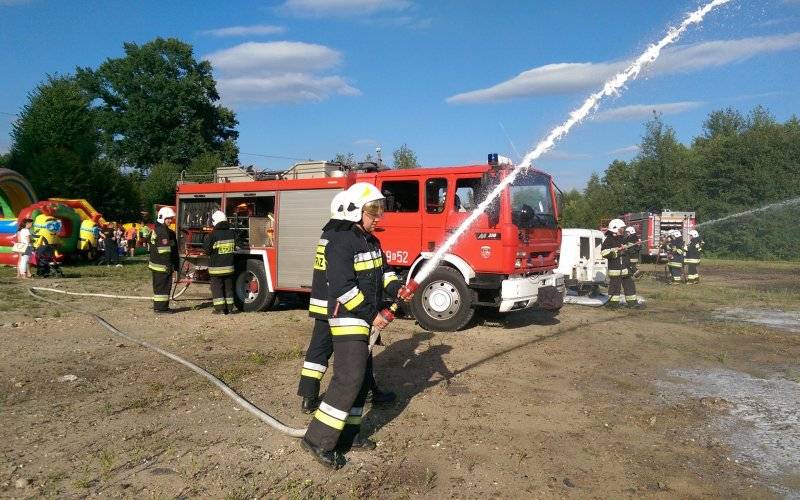 Strażacki piknik rodzinny w Brzeszczach-Borze. ZDJĘCIA !