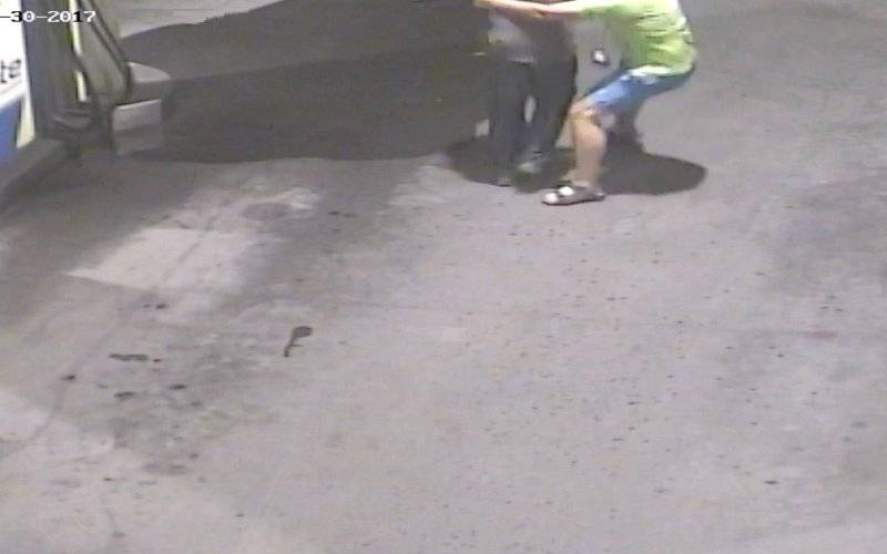 Wzorowa postawa mieszkańca Chełmka, przy próbie podpalenia stacji. Zapobiegł tragedii ! ZDJĘCIA !