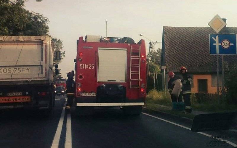 Rozszczelnienie układu hydraulicznego oraz zbiornika z substancją ropopochodną.