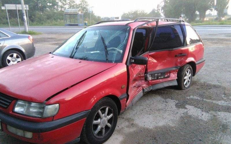 Niebezpieczne skrzyżowanie przy Tarniówce. Kolejne zderzenie pojazdów.ZDJĘCIA !